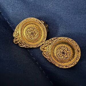 EUC Vintage Gold-Tone Ornate Earrings By Gay Boyer